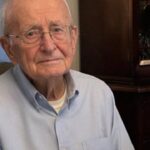 I Was the Only One Who Showed up to My Grandpa’s 80th Birthday Party – After I Saw His Tears, I Knew My Family Needed to Learn a Lesson